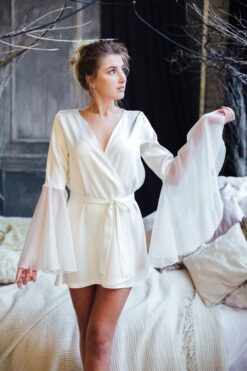 Svatební župan pro nevěstu s volnými rukávy