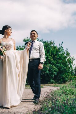 Elegantní společenské šaty Zion s dlouhými rukávy